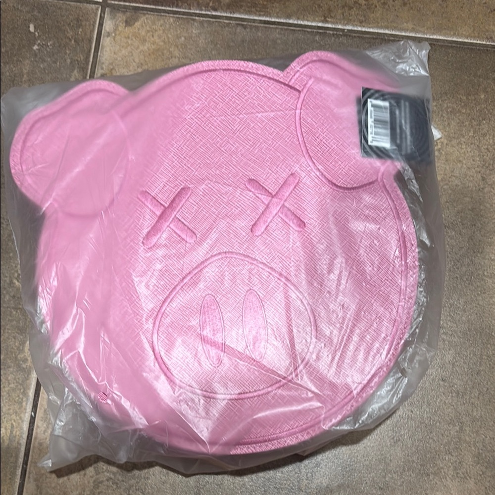 Pink Pig side Bag by Jeffree Cosmetics and Shane Dawson